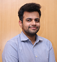 Mr. Akshay Udeshi , Fund Manager